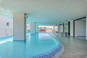 Amazing Harmony Apartment, Balcony, Pool & Spa in La Julia
